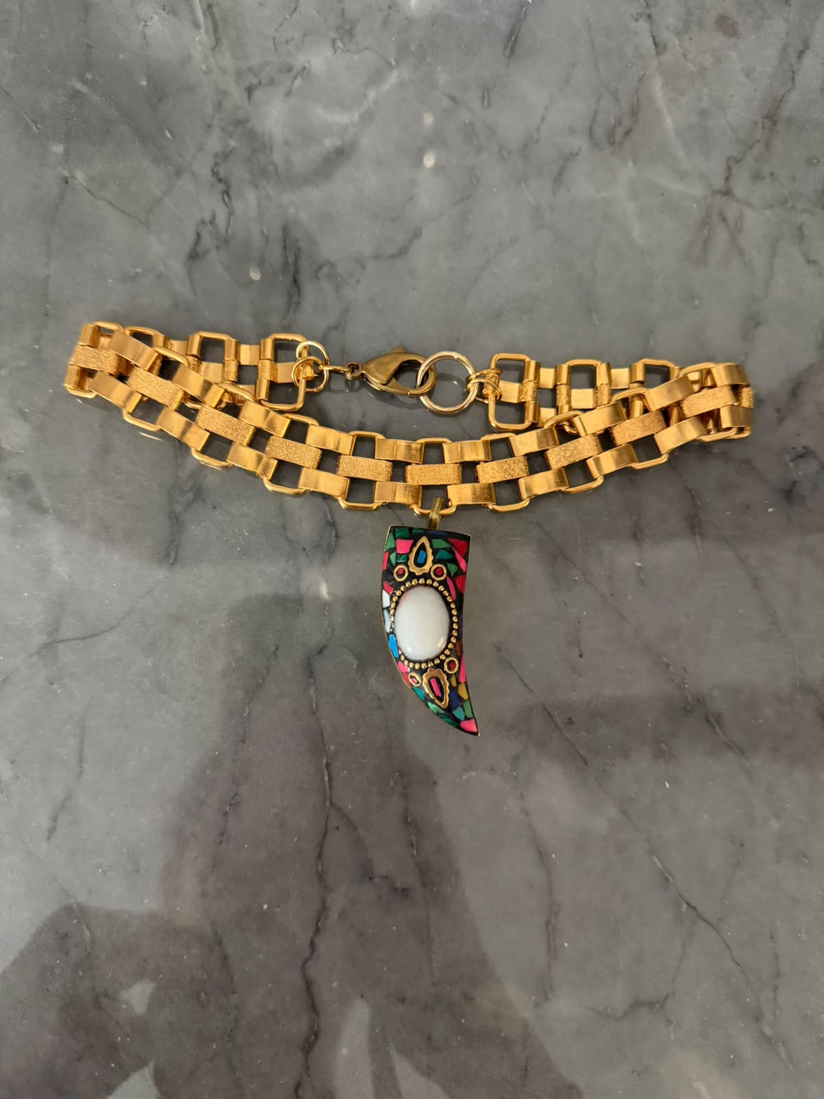 multicolor tiny choker