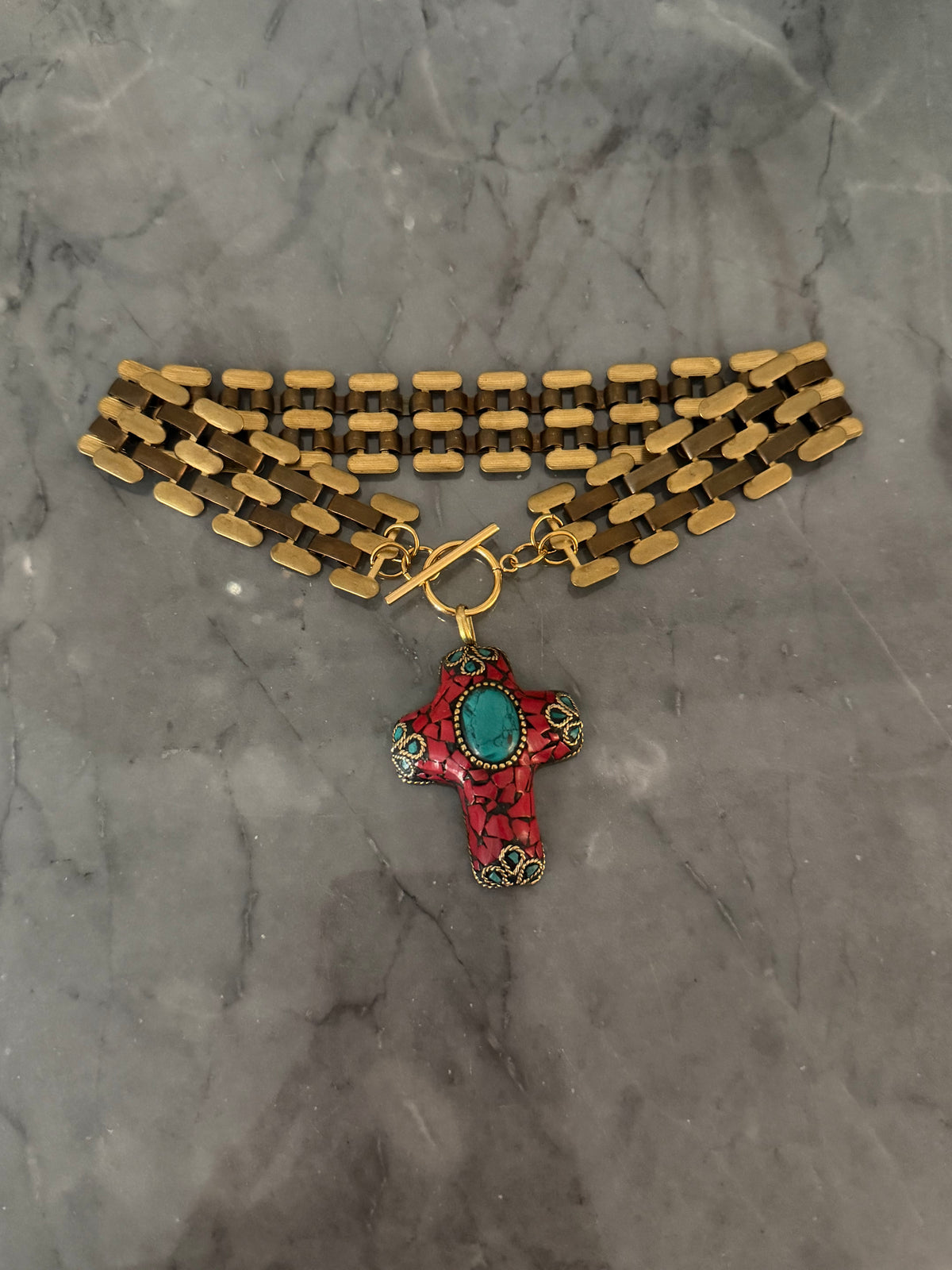Choker cross red