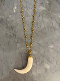 white horn&wavy chain necklace