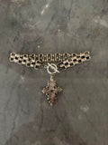 choker tiny silver cross