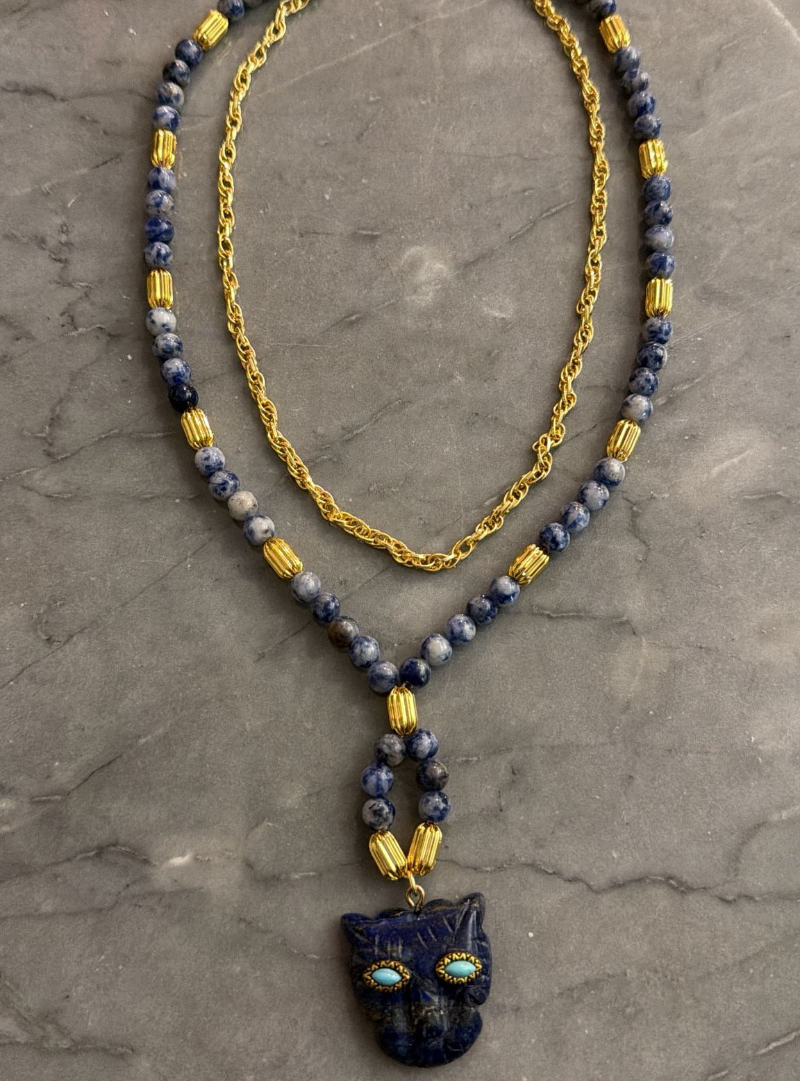 blu tiger stone necklace